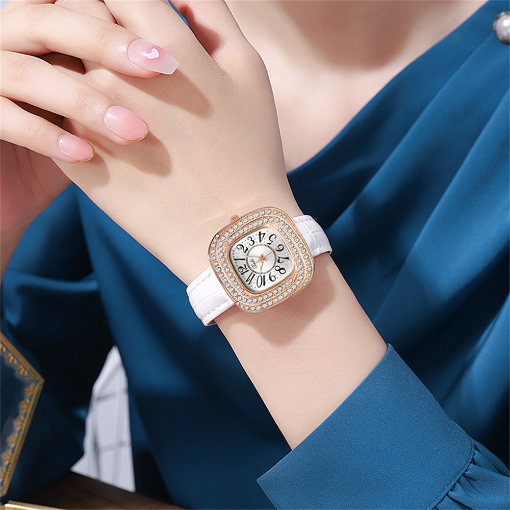 Fashion Full Star Luxury Ladie - огляд і ціна Luxury Watch With Arabic Numerals