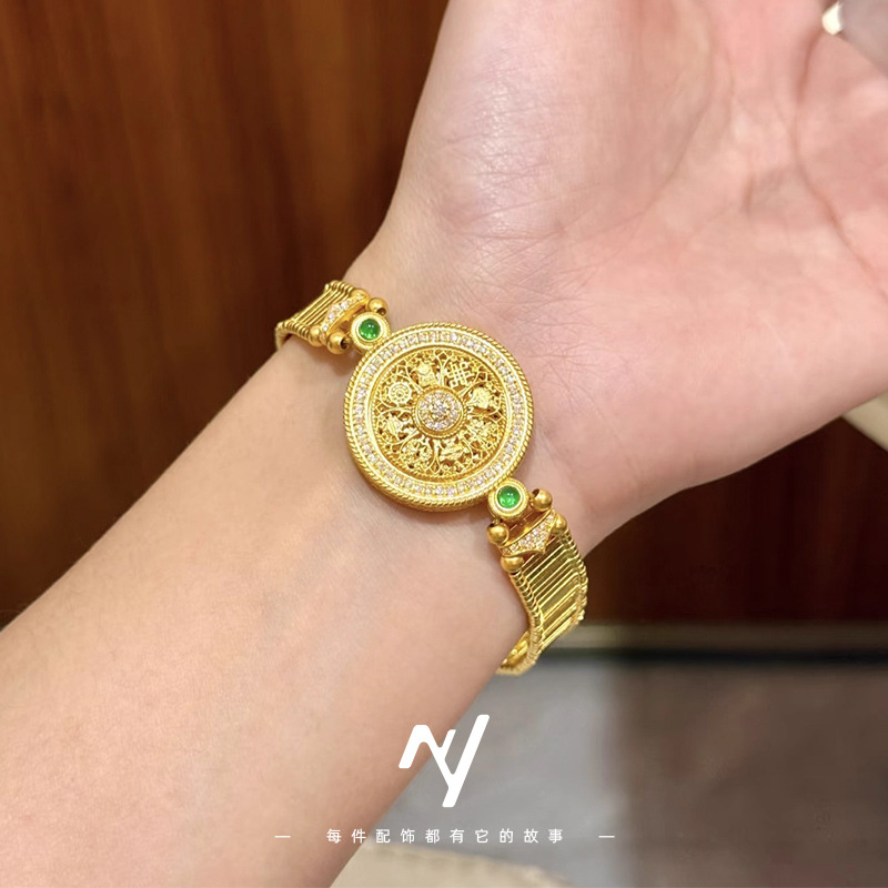 2026 Sand Gold Rotating Eight  - огляд і ціна Luxury Watch Nice