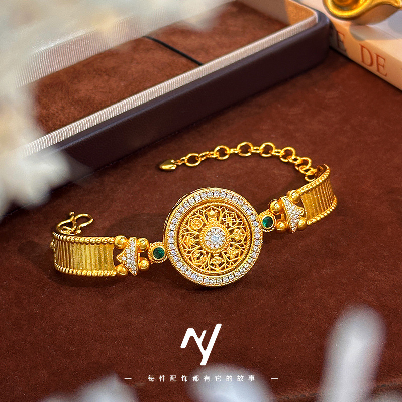 2026 Sand Gold Rotating Eight  - огляд і ціна Luxury Watch Nice