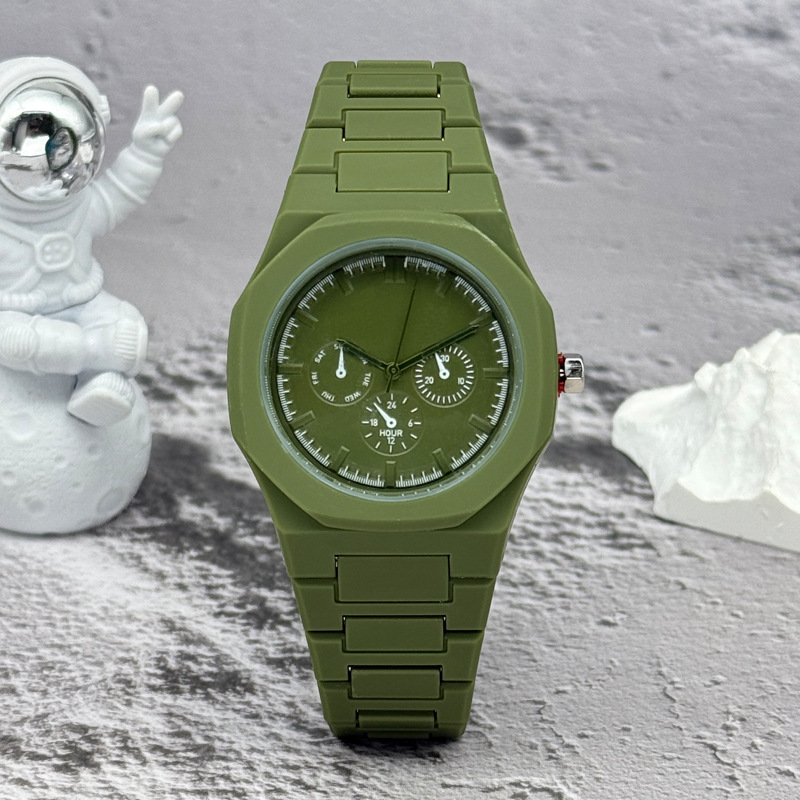 Famous Brand Fake Three-Eyed D - огляд і ціна Luxury Watch Exchange